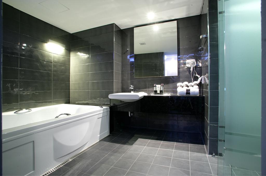 Antives Hotel Goyang Ngoại thất bức ảnh