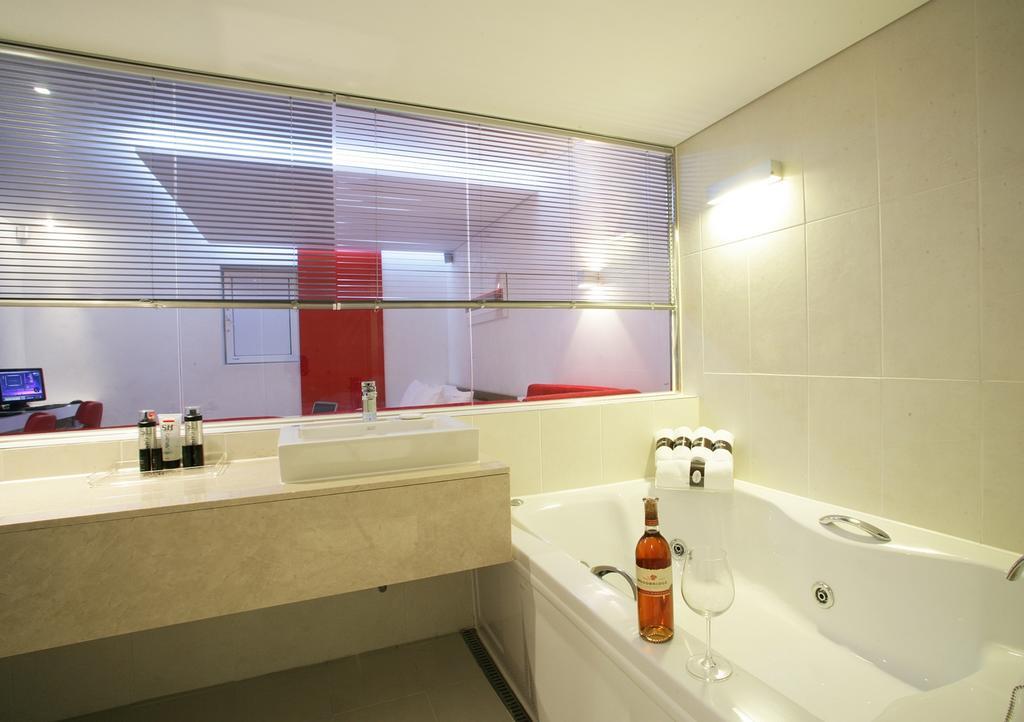 Antives Hotel Goyang Phòng bức ảnh